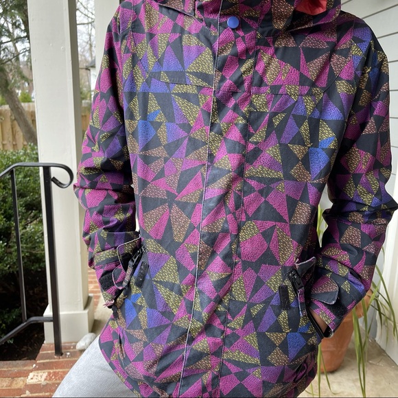 Button Ski/Snowboard Jacket - Picture 3 of 6